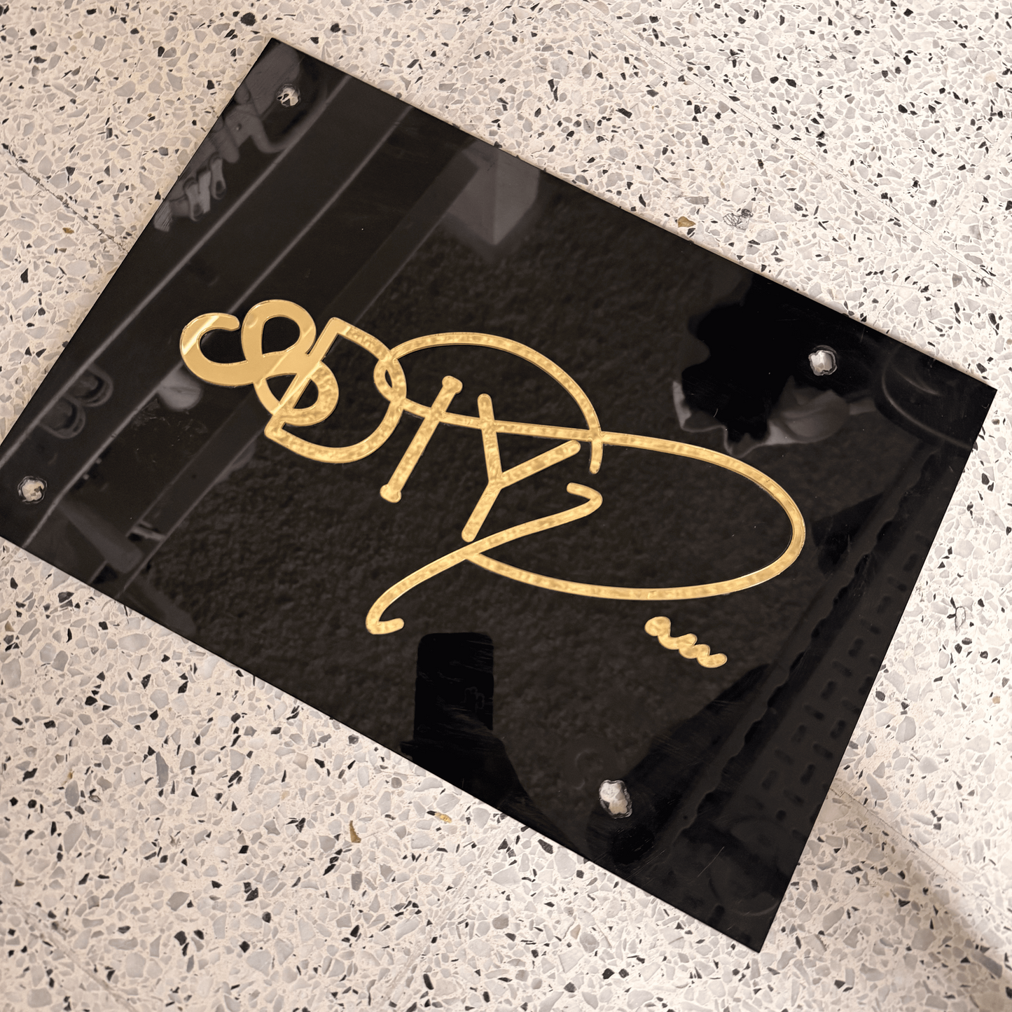 Letrero Acrilico Sobre Acrilico